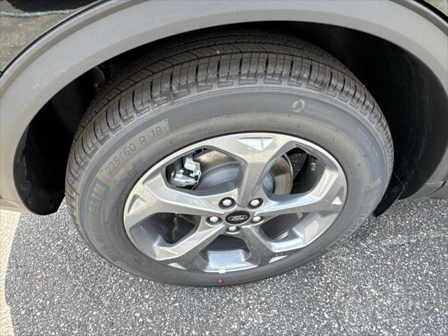 new 2025 Ford Escape car, priced at $35,003