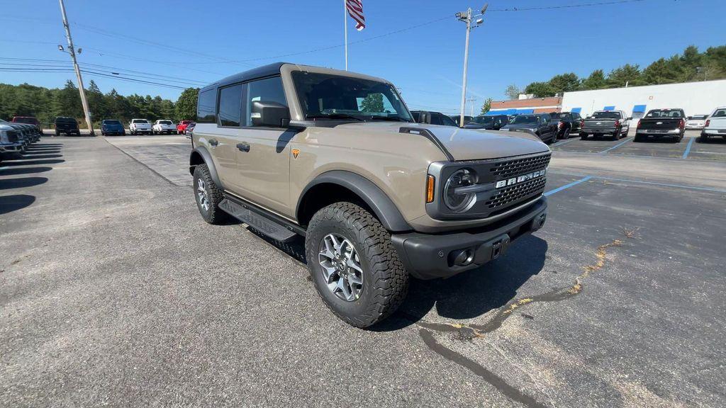 new 2025 Ford Bronco car, priced at $58,539