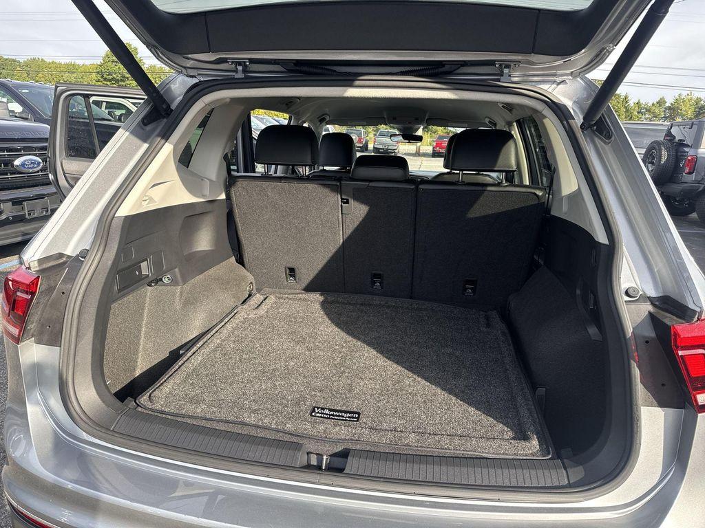 used 2024 Volkswagen Tiguan car, priced at $28,985