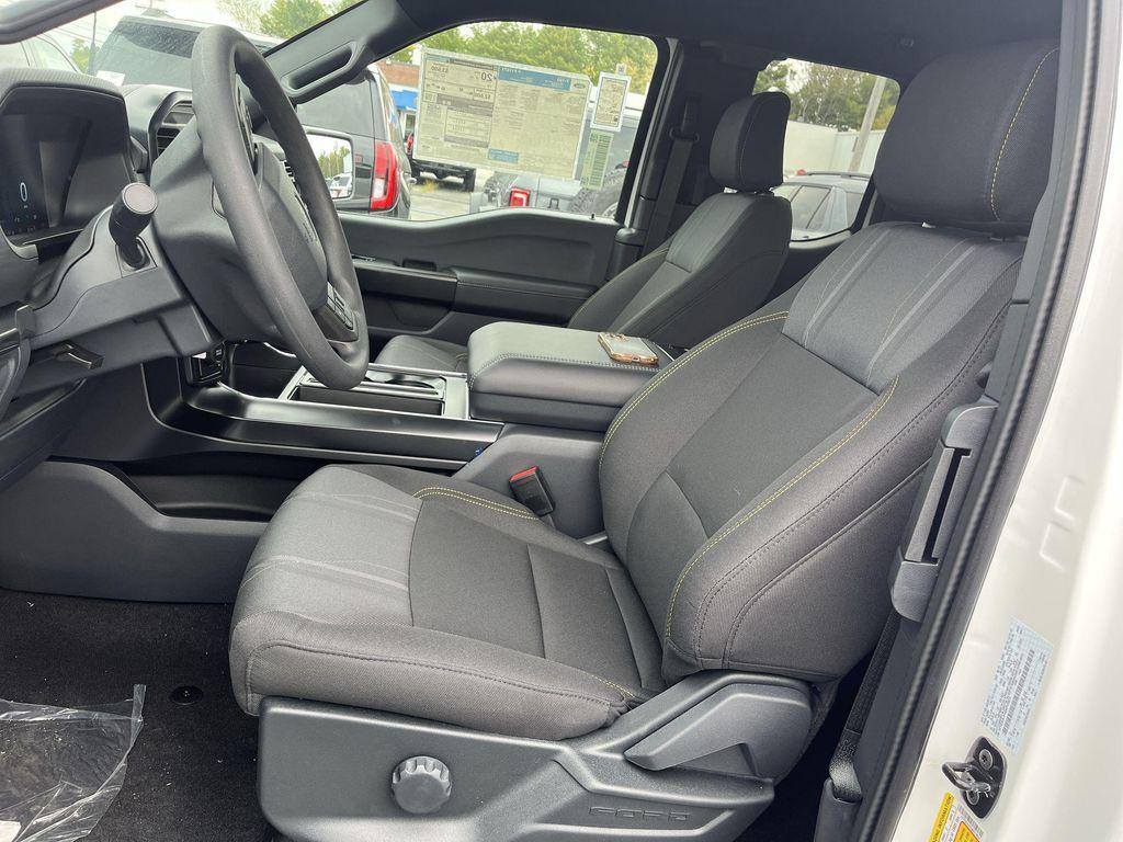 new 2025 Ford F-150 car, priced at $44,142