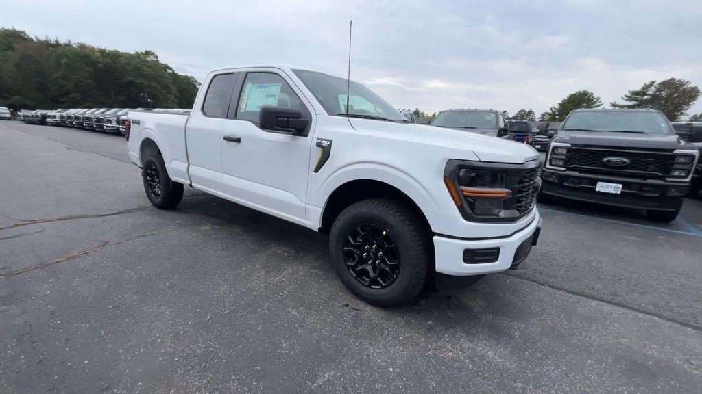 new 2025 Ford F-150 car, priced at $44,142