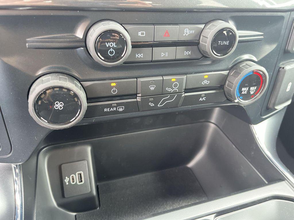 new 2025 Ford F-150 car, priced at $44,142