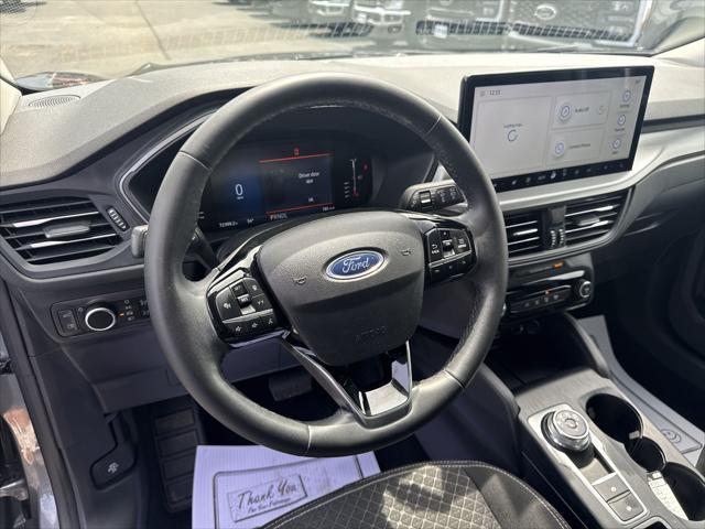 used 2023 Ford Escape car, priced at $22,985