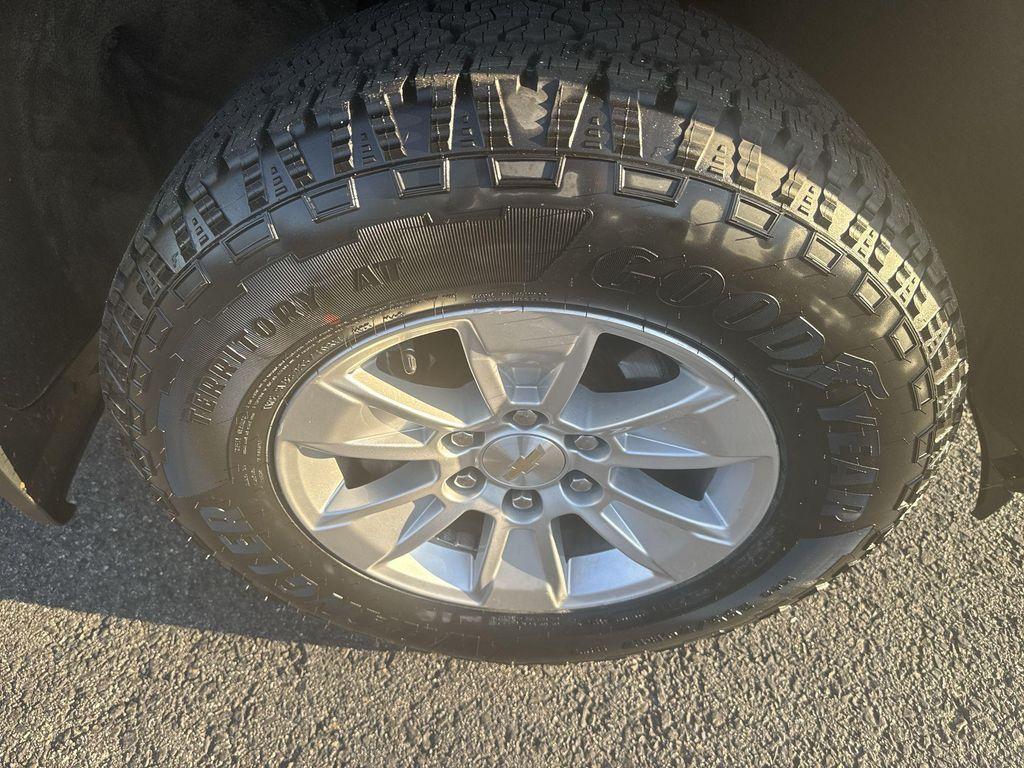 used 2021 Chevrolet Silverado 1500 car, priced at $32,985