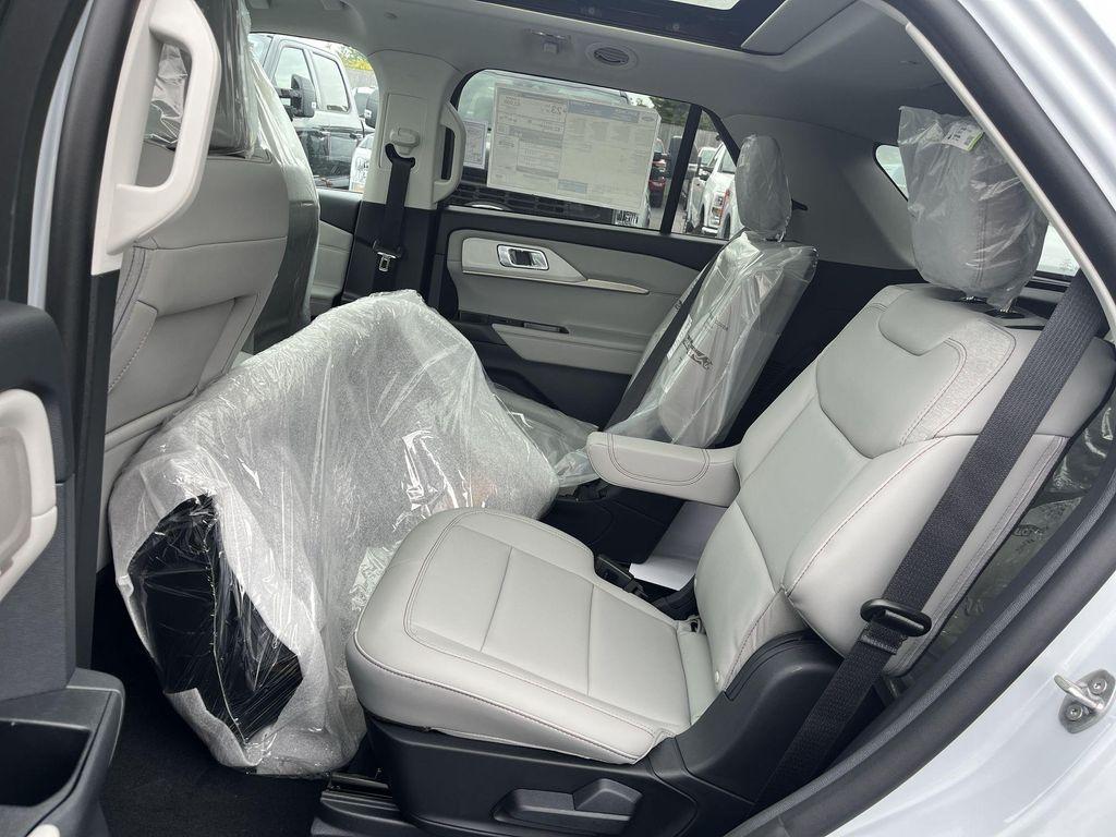 new 2025 Ford Explorer car, priced at $47,873