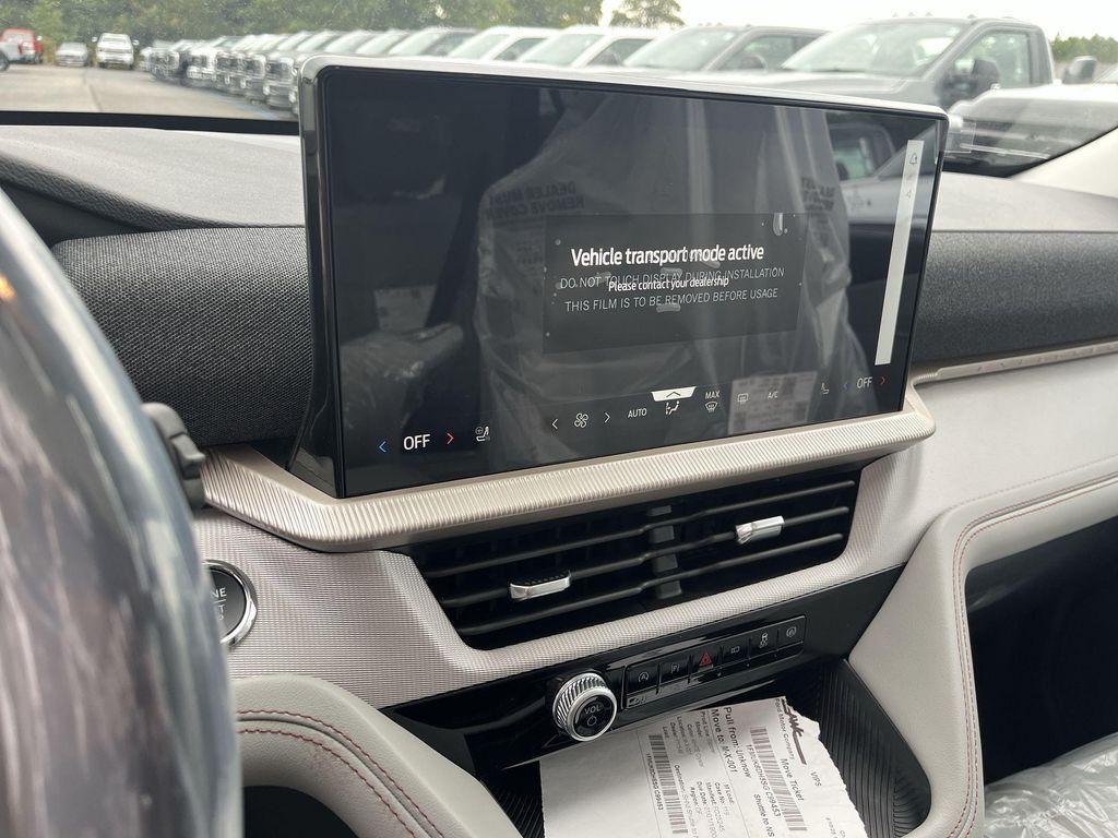 new 2025 Ford Explorer car, priced at $47,873