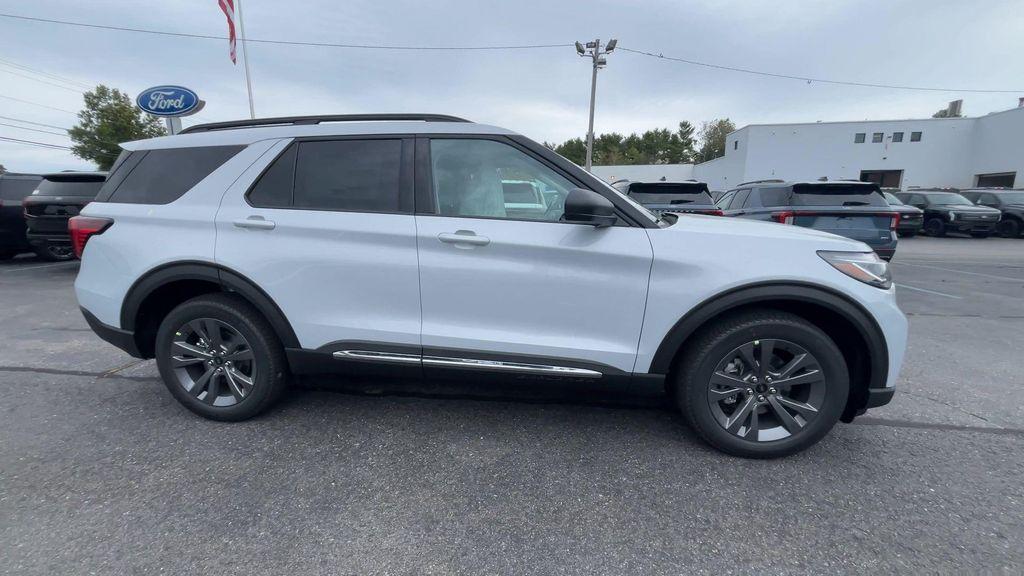 new 2025 Ford Explorer car, priced at $47,873