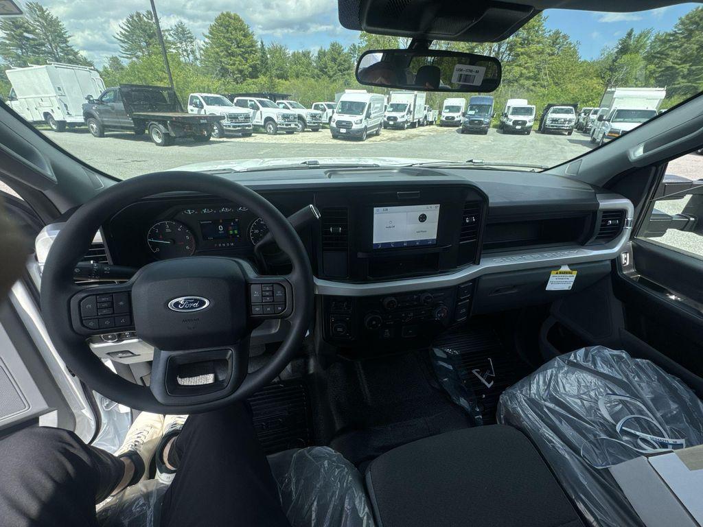 new 2025 Ford F-350 car, priced at $64,010