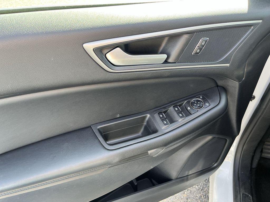 used 2022 Ford Edge car, priced at $27,985