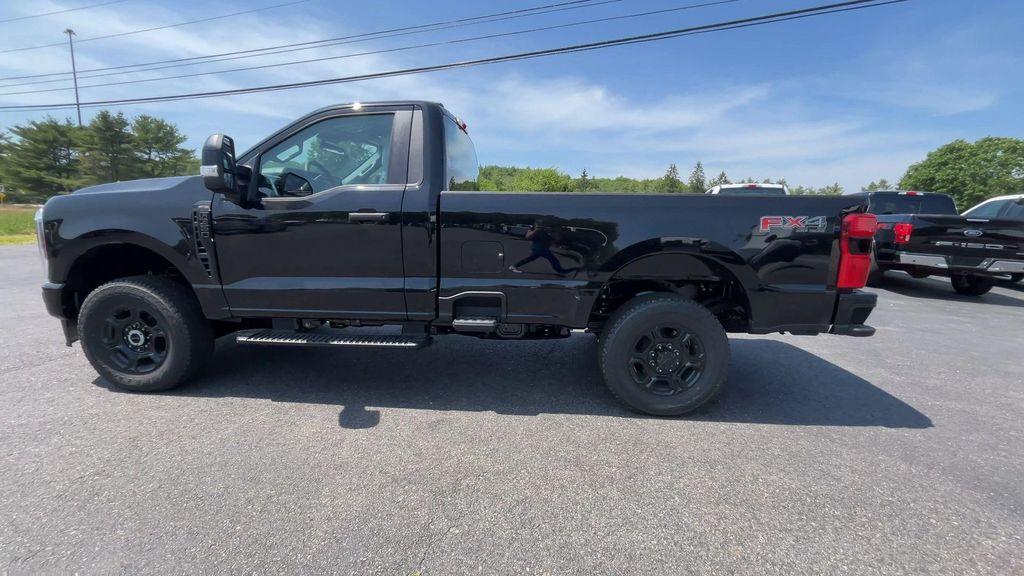 new 2025 Ford F-350 car, priced at $53,407