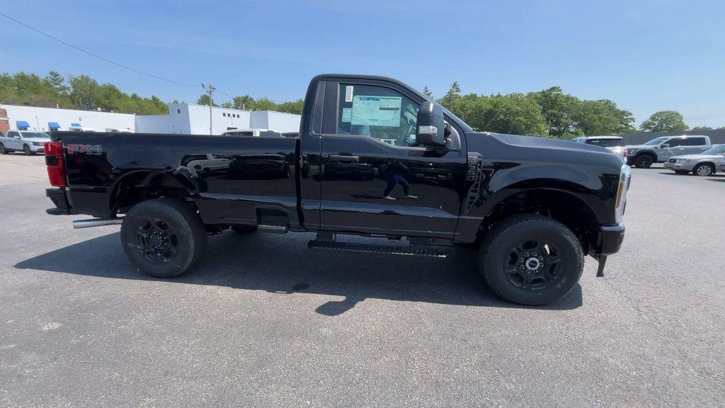 new 2025 Ford F-350 car, priced at $53,407