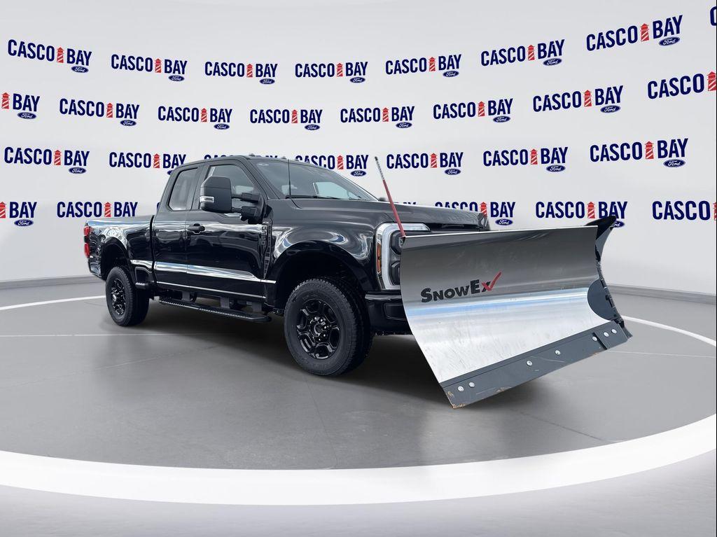 new 2024 Ford F-250 car, priced at $49,675