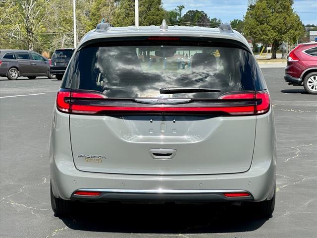 used 2022 Chrysler Pacifica car, priced at $25,122