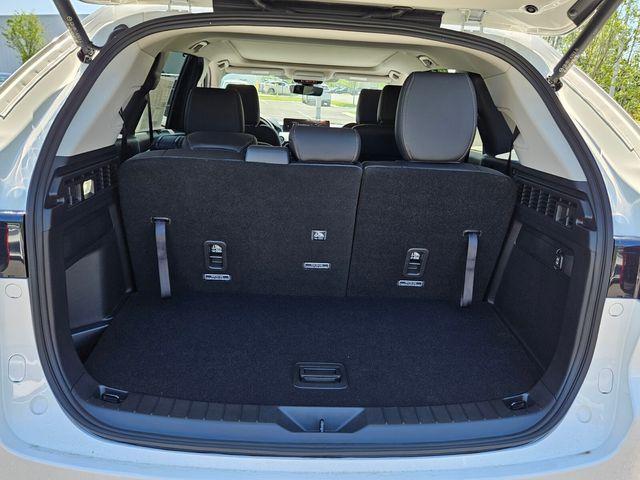 new 2025 Mazda CX-90 car, priced at $47,415