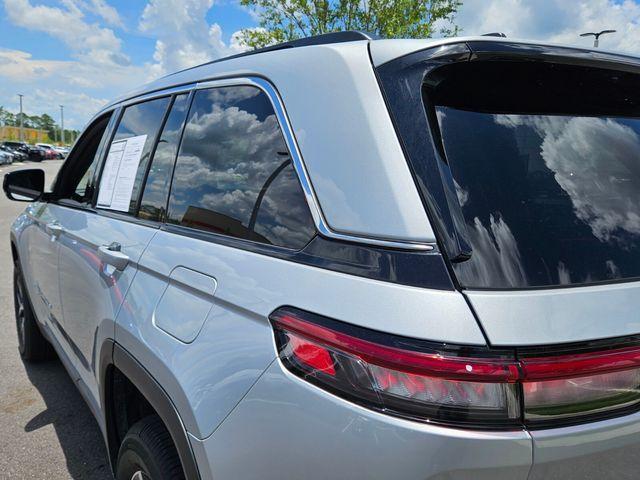 used 2024 Jeep Grand Cherokee car, priced at $32,988