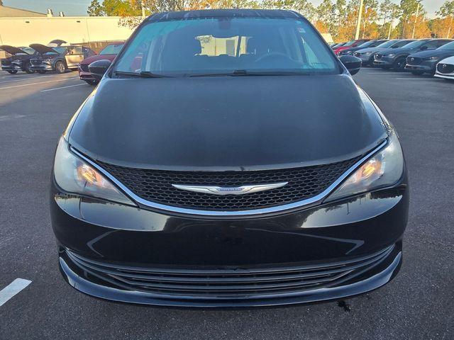 used 2017 Chrysler Pacifica car, priced at $11,506