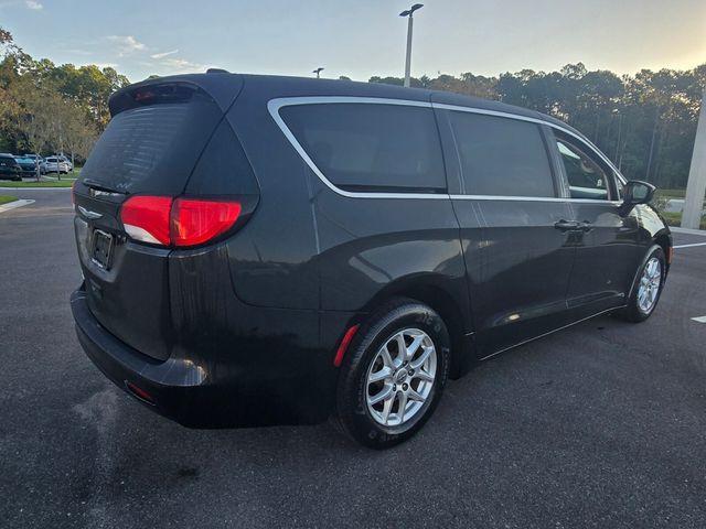 used 2017 Chrysler Pacifica car, priced at $11,506