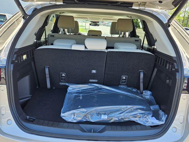 new 2025 Mazda CX-90 car, priced at $41,572
