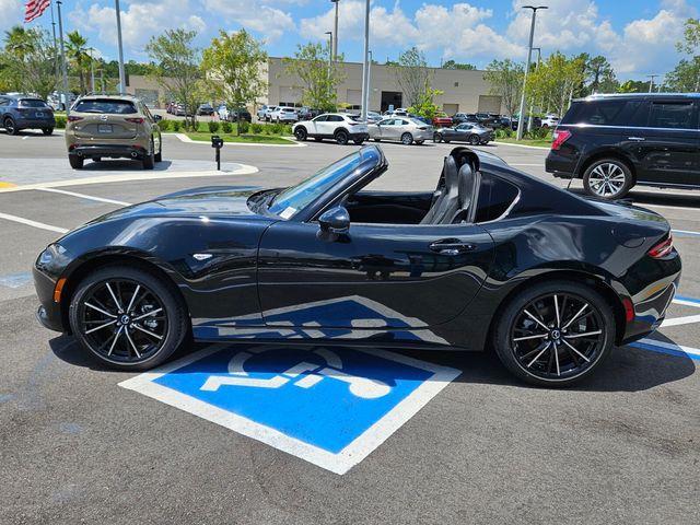 new 2025 Mazda MX-5 Miata RF car, priced at $39,259