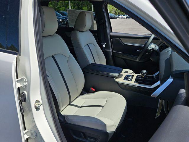 new 2025 Mazda CX-90 car, priced at $42,096