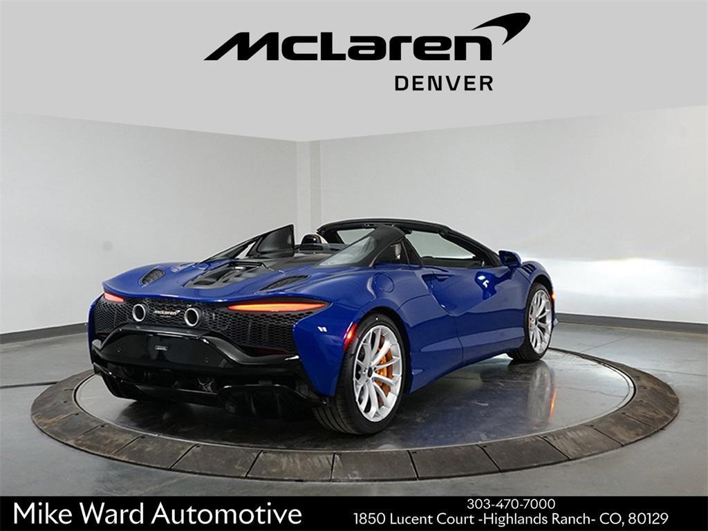new 2025 McLaren Artura car