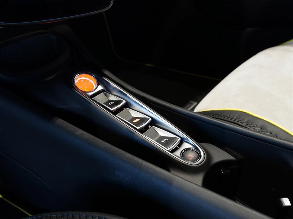 new 2025 McLaren Artura car