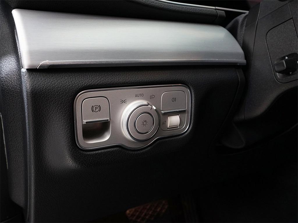 used 2024 Mercedes-Benz GLE 450 Plug-In Hybrid car, priced at $54,990