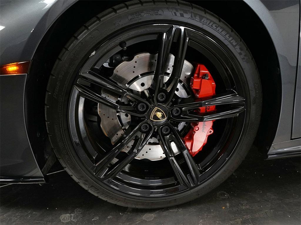 used 2022 Lamborghini Huracan EVO car, priced at $269,991