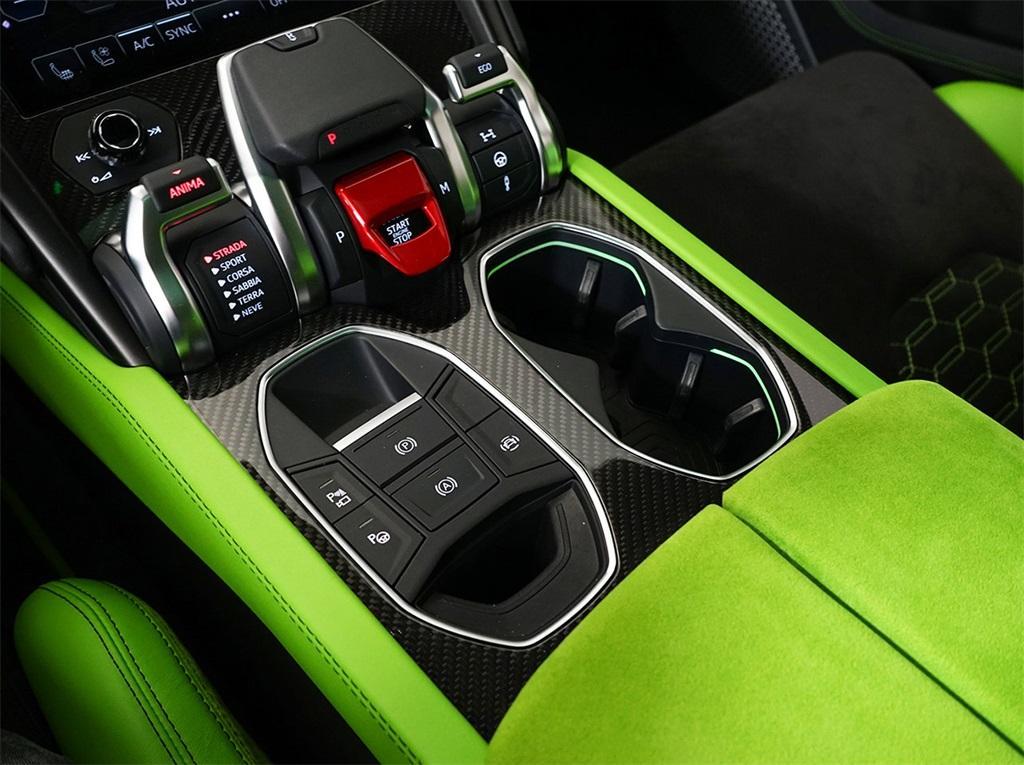 used 2022 Lamborghini Urus car, priced at $266,990