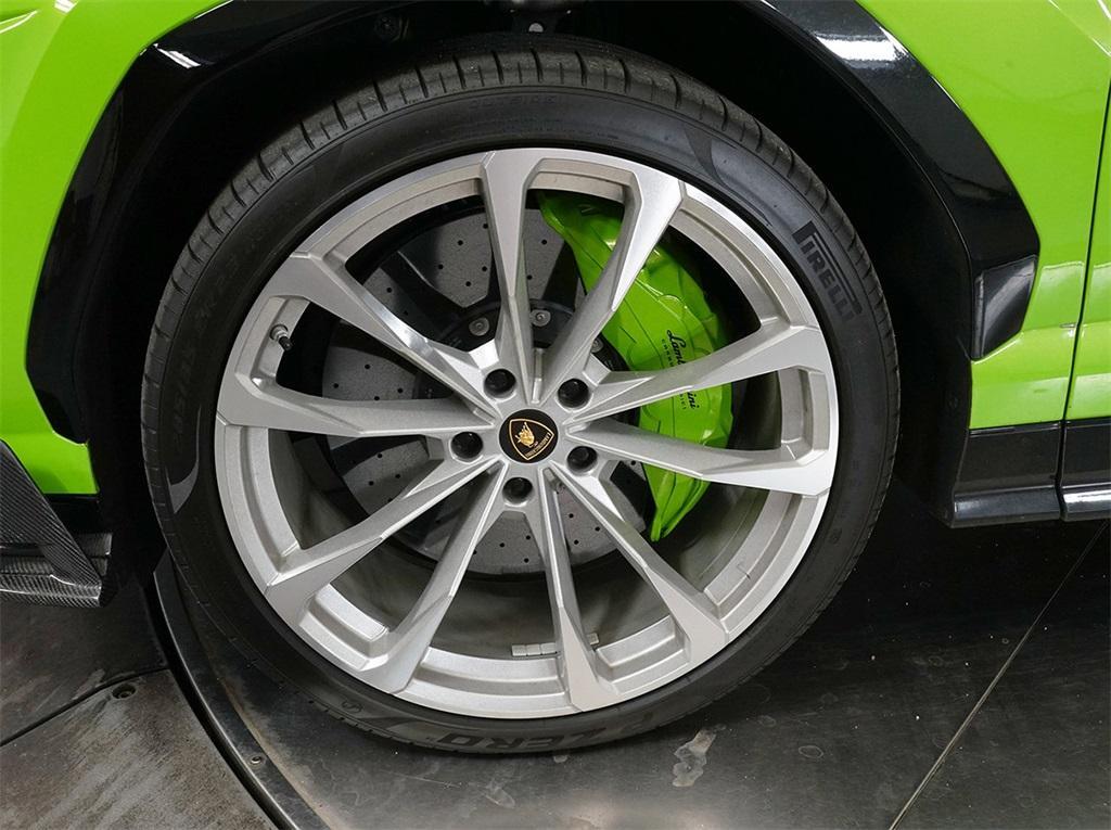 used 2022 Lamborghini Urus car, priced at $214,991