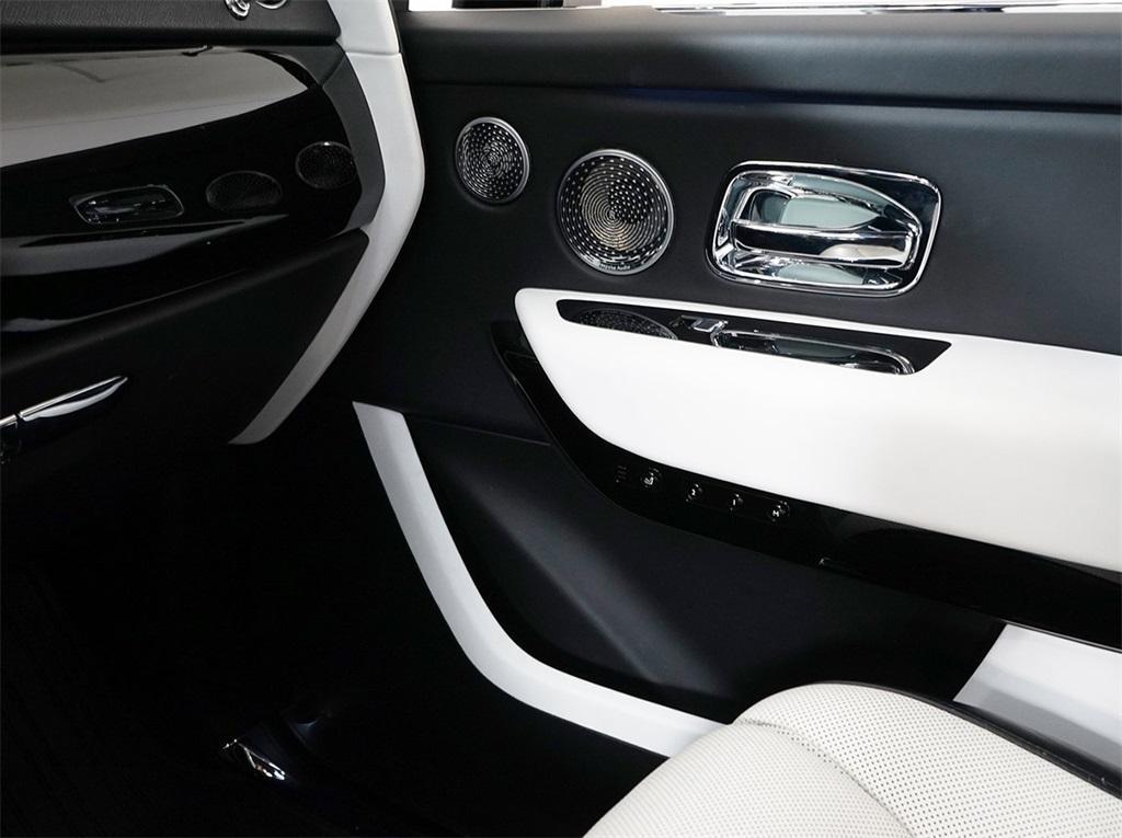 used 2019 Rolls-Royce Cullinan car, priced at $219,990