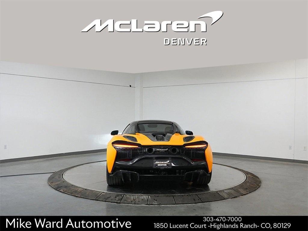 new 2025 McLaren Artura car, priced at $386,828