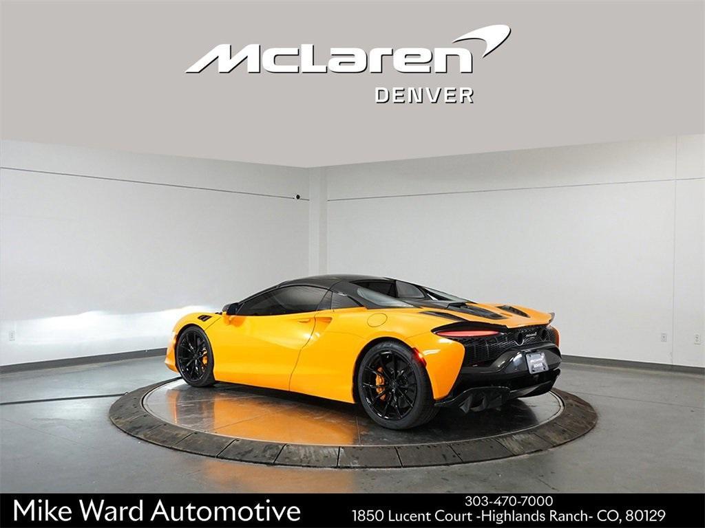 new 2025 McLaren Artura car, priced at $386,828