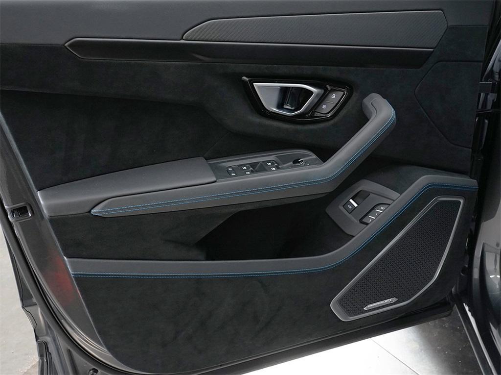 used 2023 Lamborghini Urus car, priced at $284,991