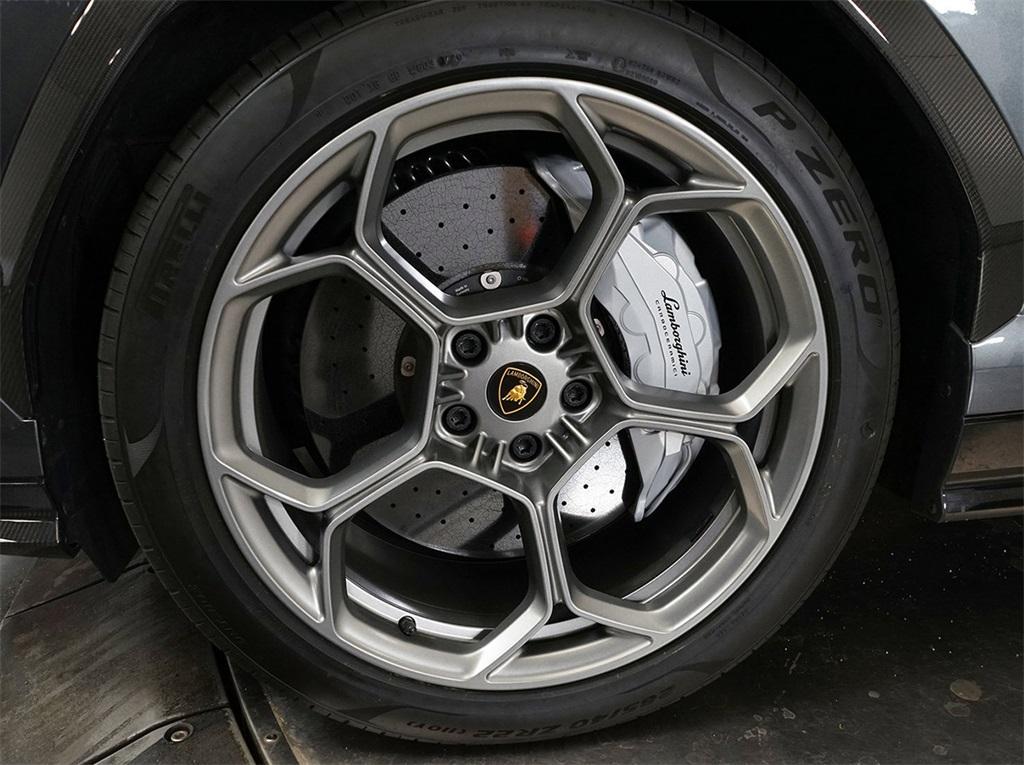 used 2023 Lamborghini Urus car, priced at $284,991