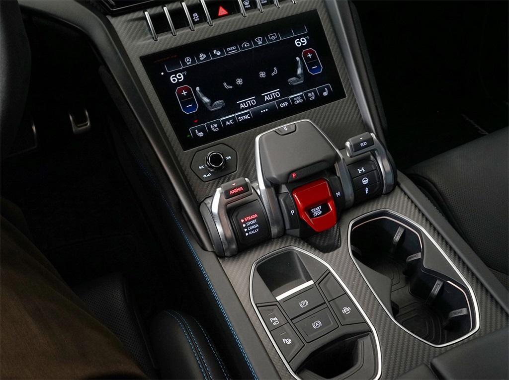 used 2023 Lamborghini Urus car, priced at $284,991