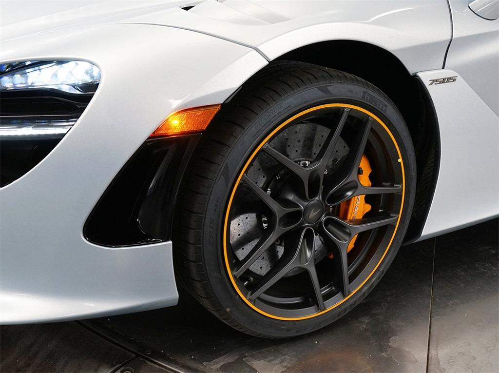 new 2026 McLaren 750S car, priced at $451,700