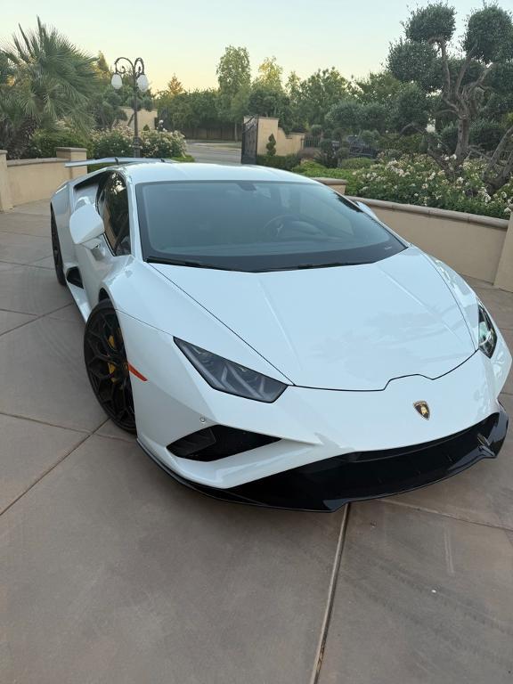 used 2021 Lamborghini Huracan EVO car