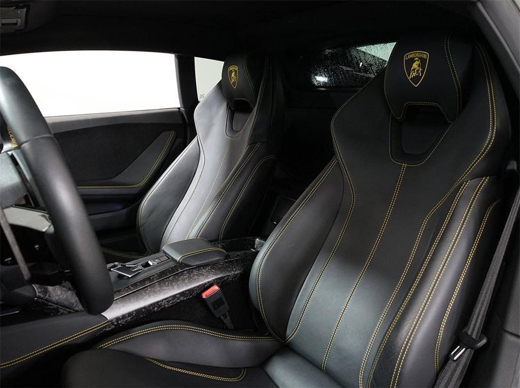 used 2021 Lamborghini Huracan EVO car, priced at $259,991