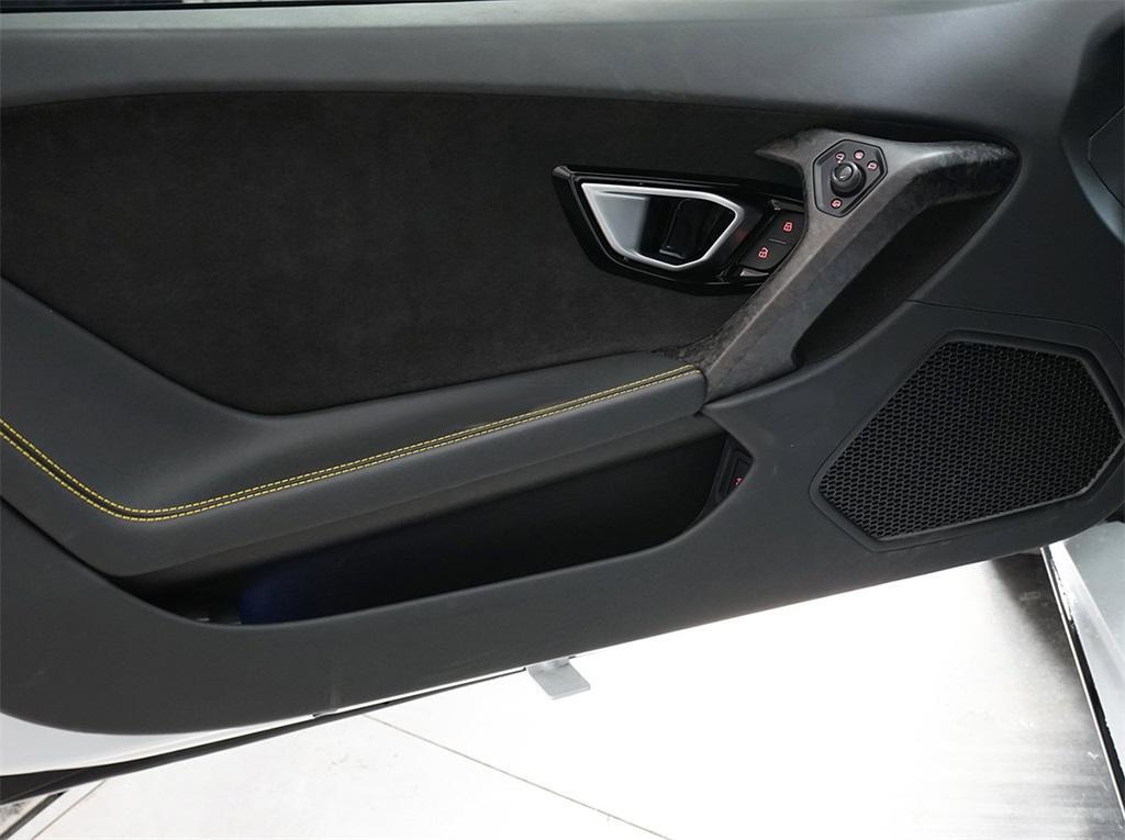 used 2021 Lamborghini Huracan EVO car, priced at $259,991