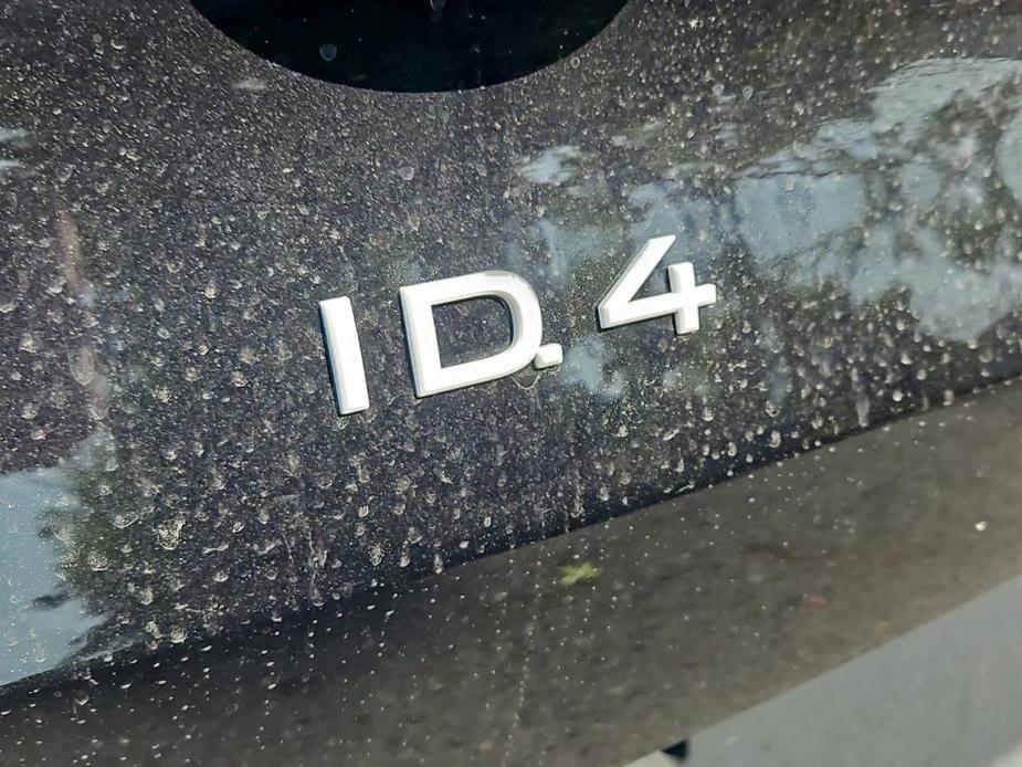 new 2024 Volkswagen ID.4 car, priced at $53,662