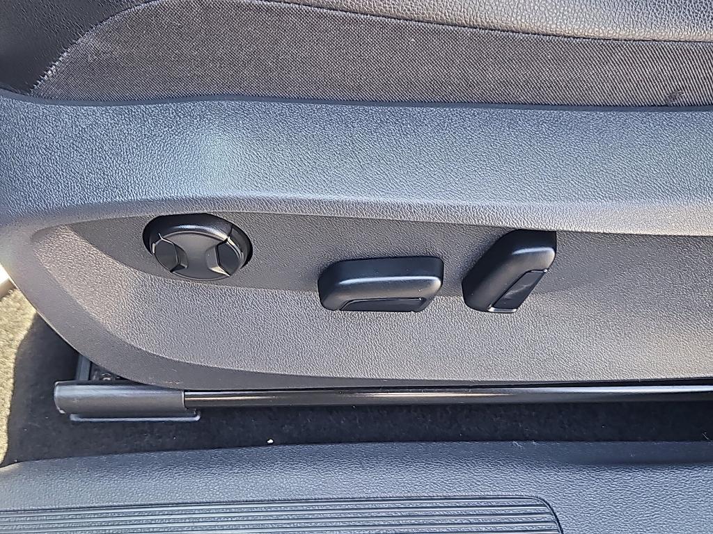 used 2022 Volkswagen Tiguan car, priced at $19,500
