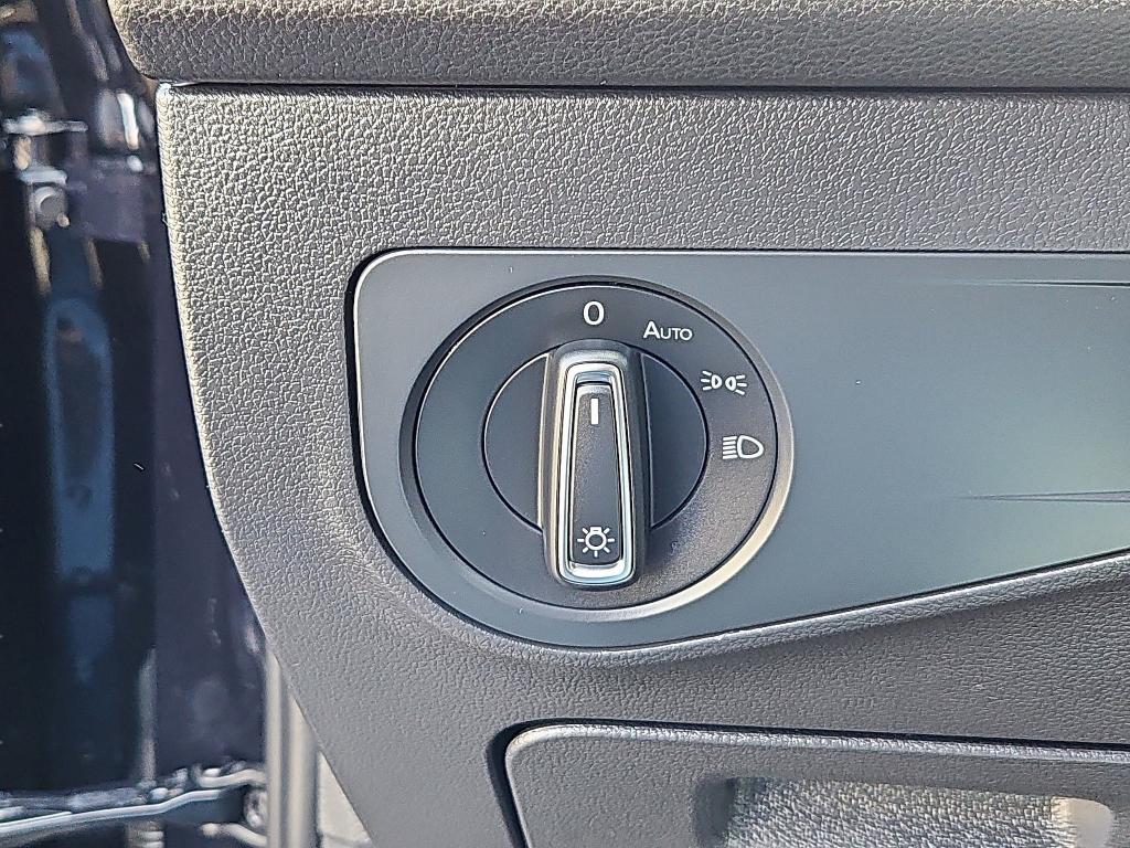 used 2022 Volkswagen Tiguan car, priced at $19,500