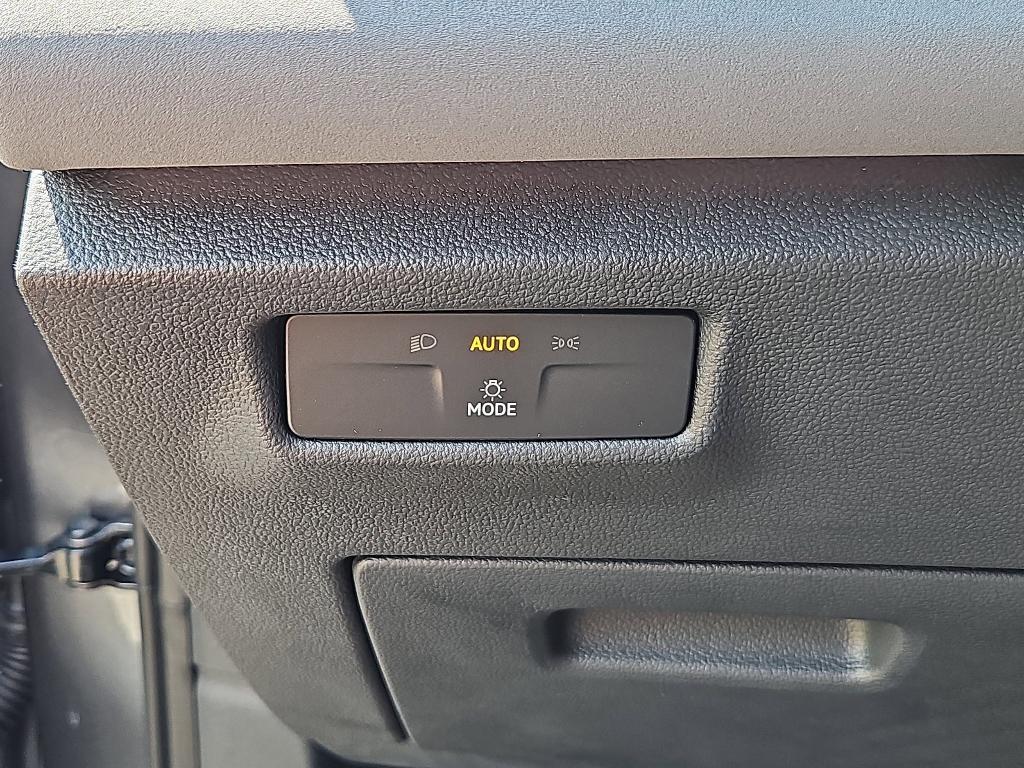 new 2025 Volkswagen Tiguan car, priced at $35,648