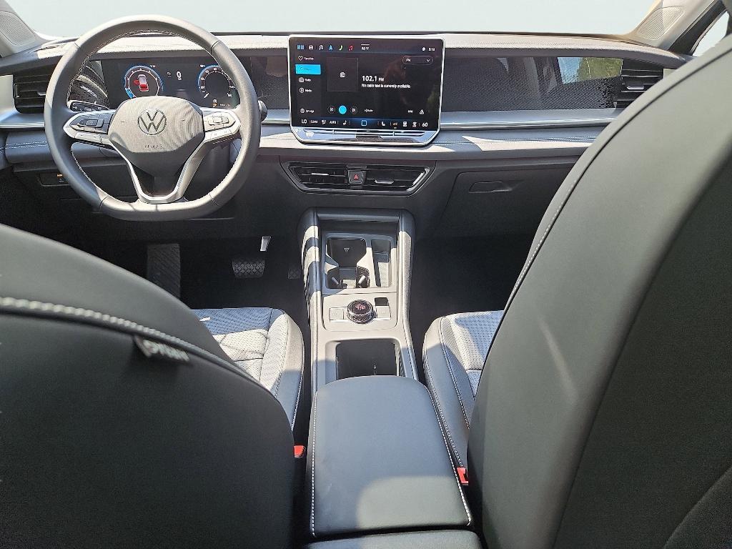 new 2025 Volkswagen Tiguan car, priced at $35,648