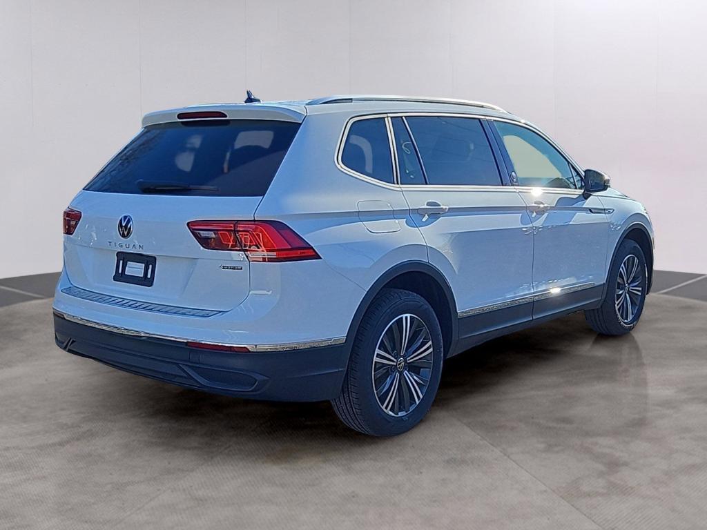 new 2024 Volkswagen Tiguan car, priced at $30,616