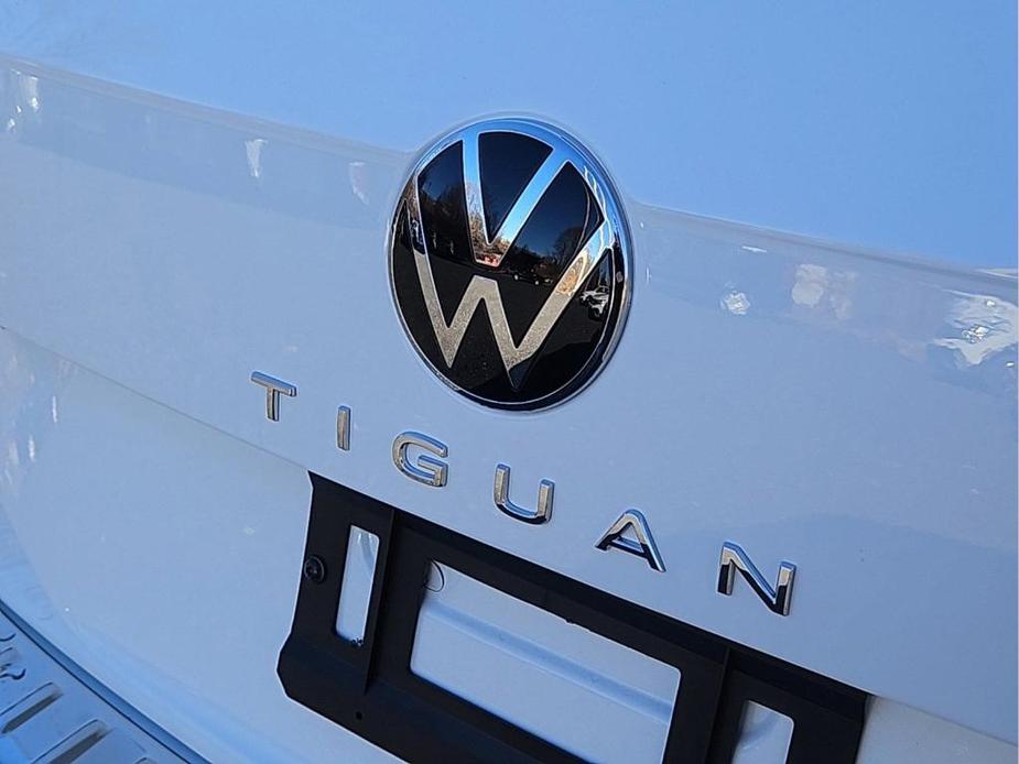 new 2024 Volkswagen Tiguan car, priced at $30,616