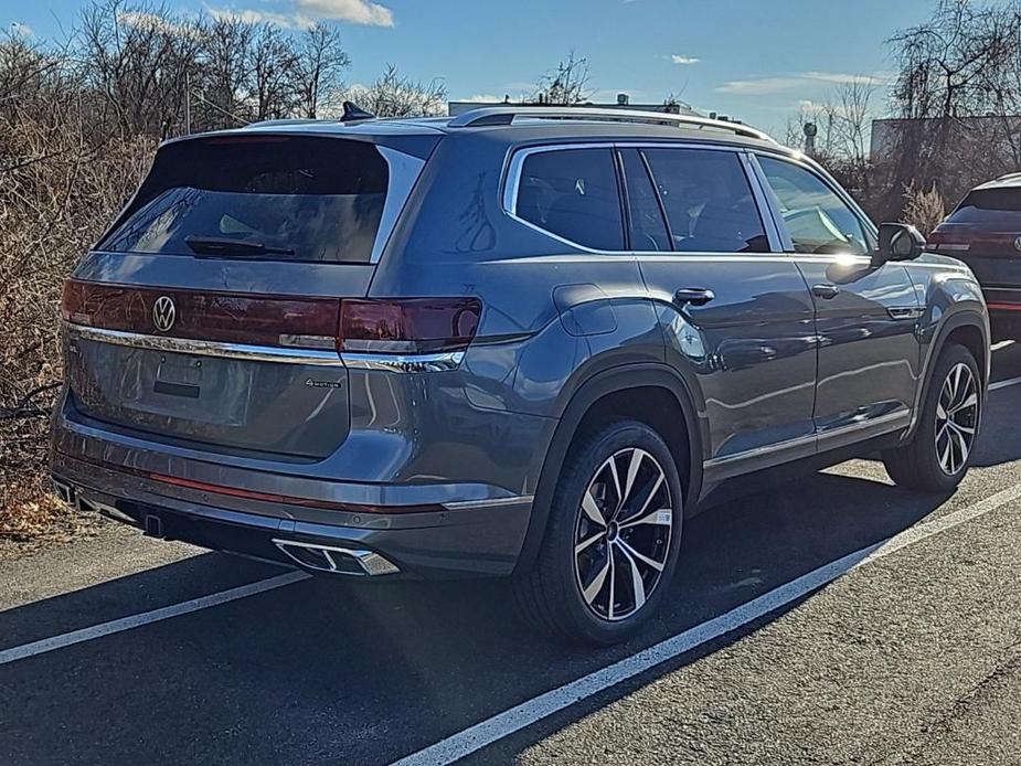 new 2025 Volkswagen Atlas car, priced at $51,586