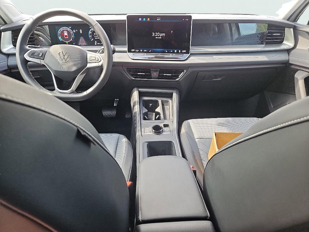 new 2025 Volkswagen Tiguan car, priced at $33,502