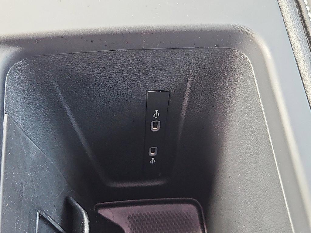 new 2025 Volkswagen Tiguan car, priced at $33,502